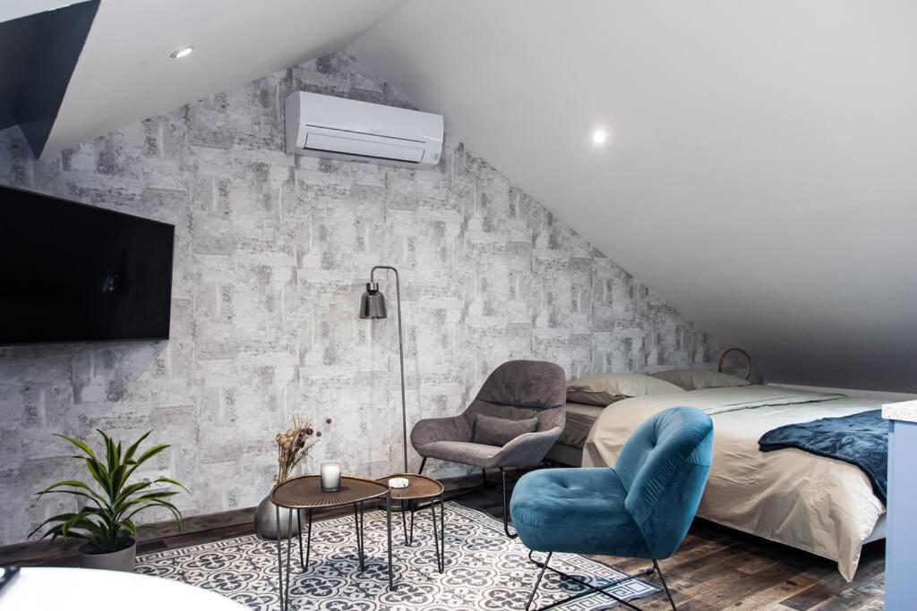 Le Studio 40 Шатору Экстерьер фото